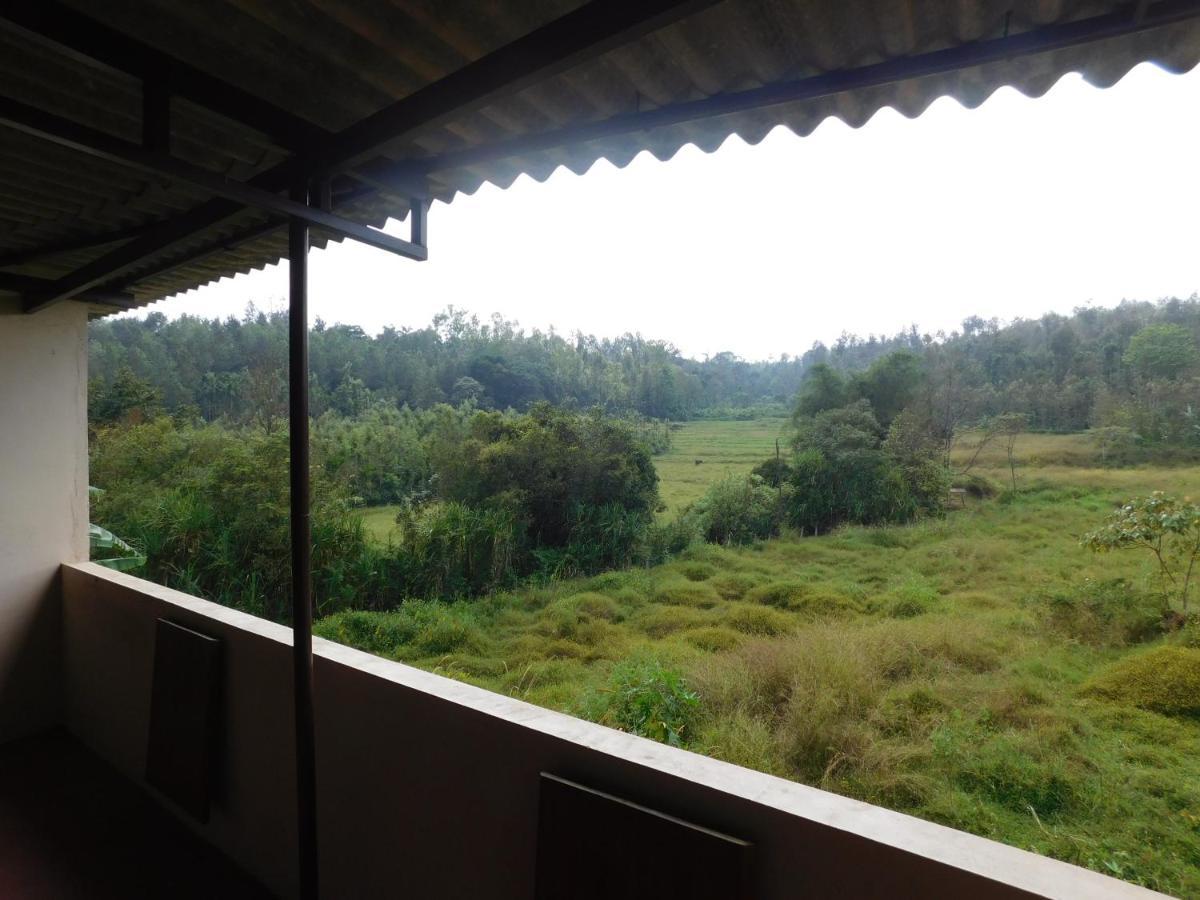 Cauvery Homestay Somvārpet Zewnętrze zdjęcie